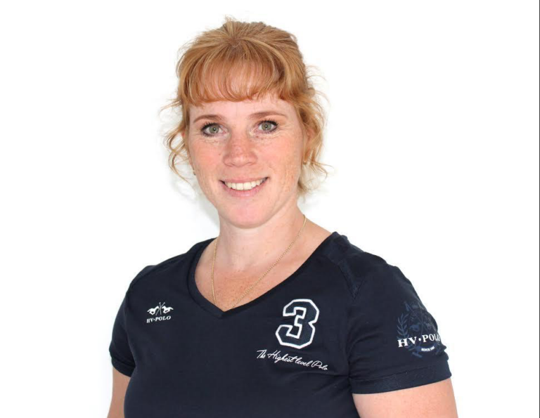 profielfoto fysioanita e1638344321943 768x595